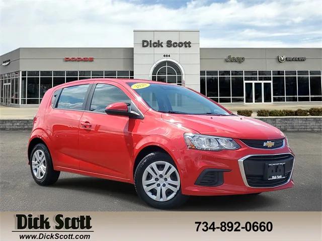 2020 Chevrolet Sonic FWD Hatchback 1FL 5-Door