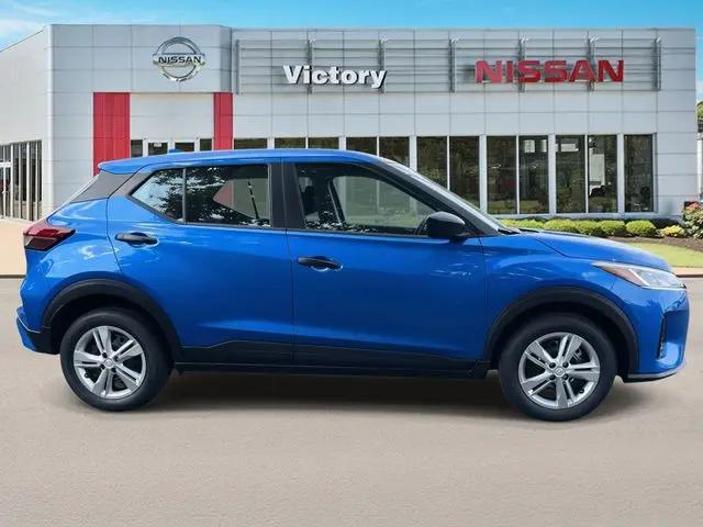 2025 Nissan Kicks S