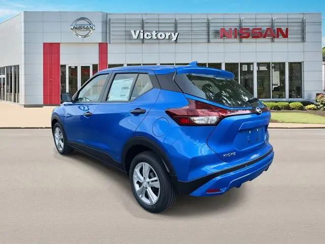 2025 Nissan Kicks S