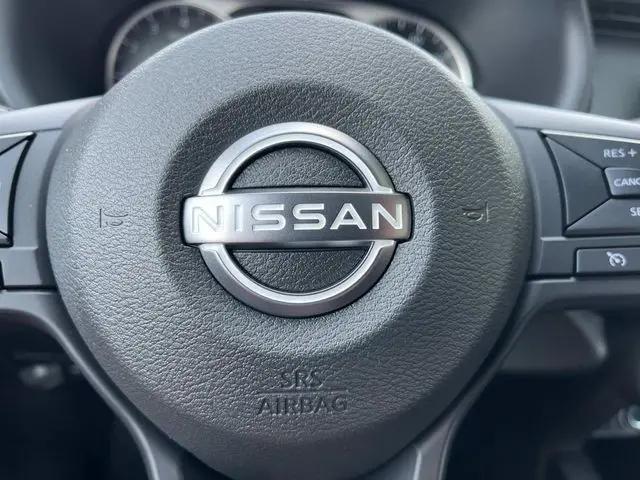 2025 Nissan Kicks S