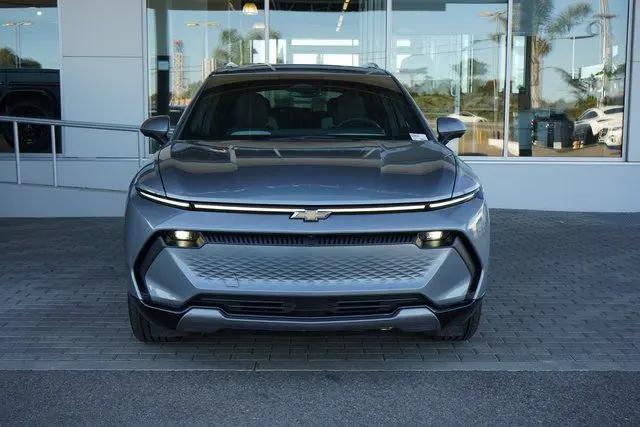 2025 Chevrolet Equinox LT 2