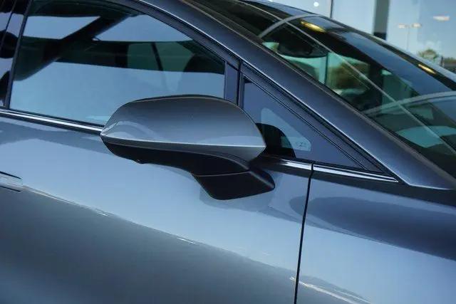 2025 Chevrolet Equinox LT 2