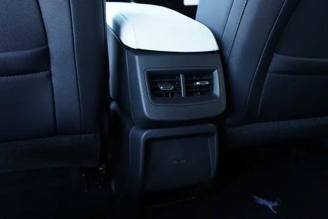 2025 Chevrolet Equinox LT 2
