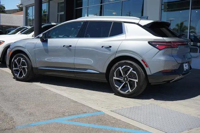 2025 Chevrolet Equinox LT 2