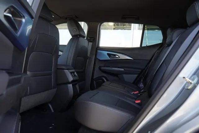2025 Chevrolet Equinox LT 2