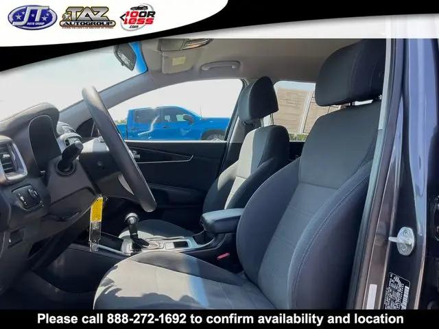 2017 Kia Sorento 2.4L LX