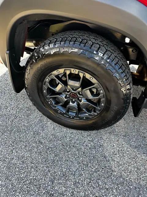 2023 Nissan Frontier Crew Cab PRO-X 4x2