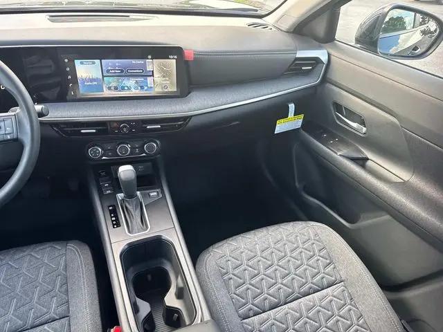 2025 Nissan Kicks SV FWD