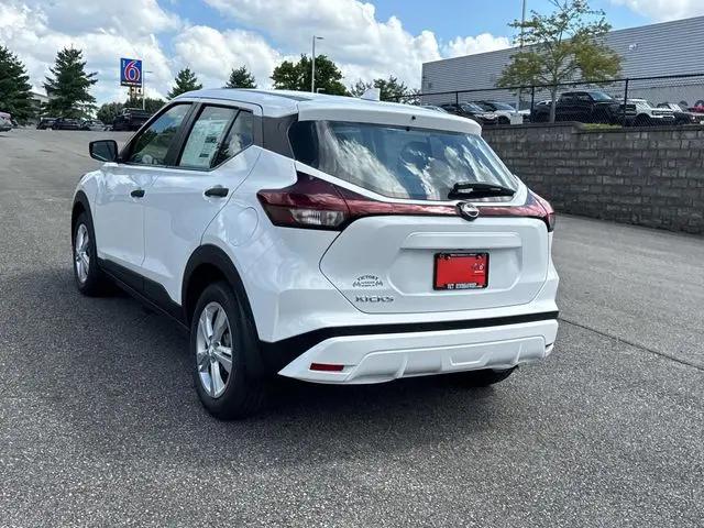 2025 Nissan Kicks S