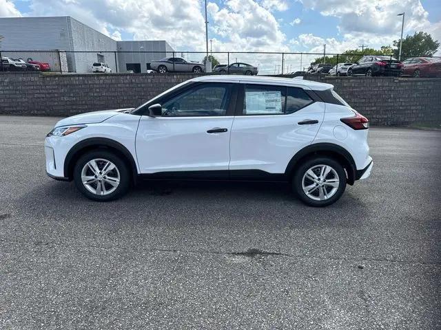 2025 Nissan Kicks S