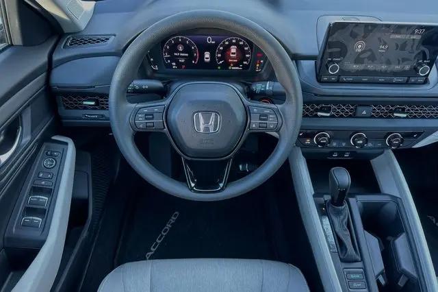 2025 Honda Accord Sedan SE