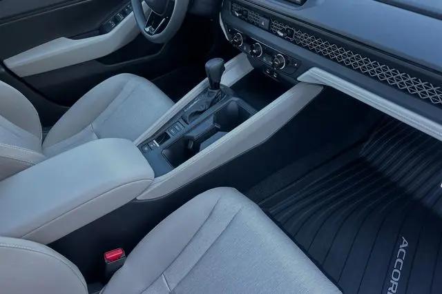 2025 Honda Accord Sedan SE