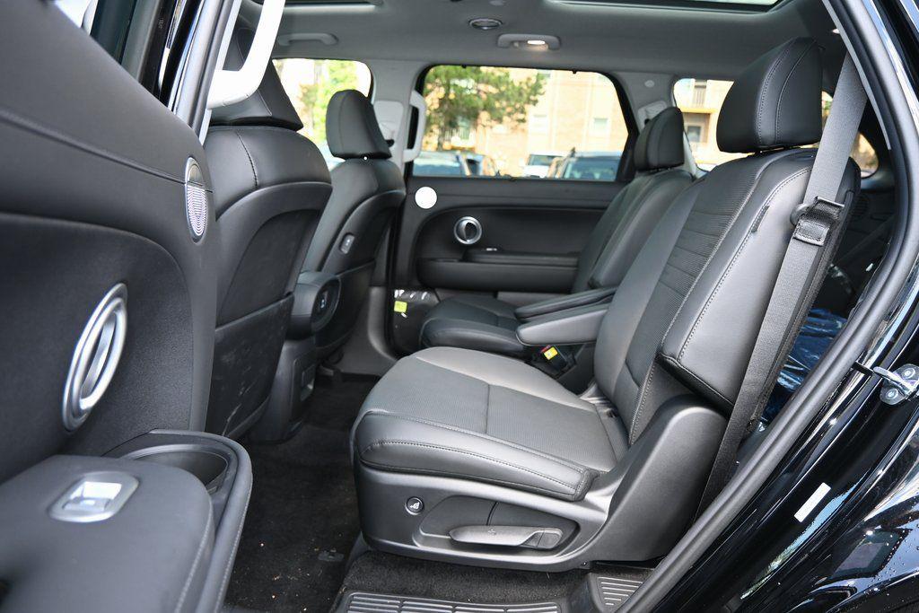 2026 Hyundai Palisade Limited - Photo 13