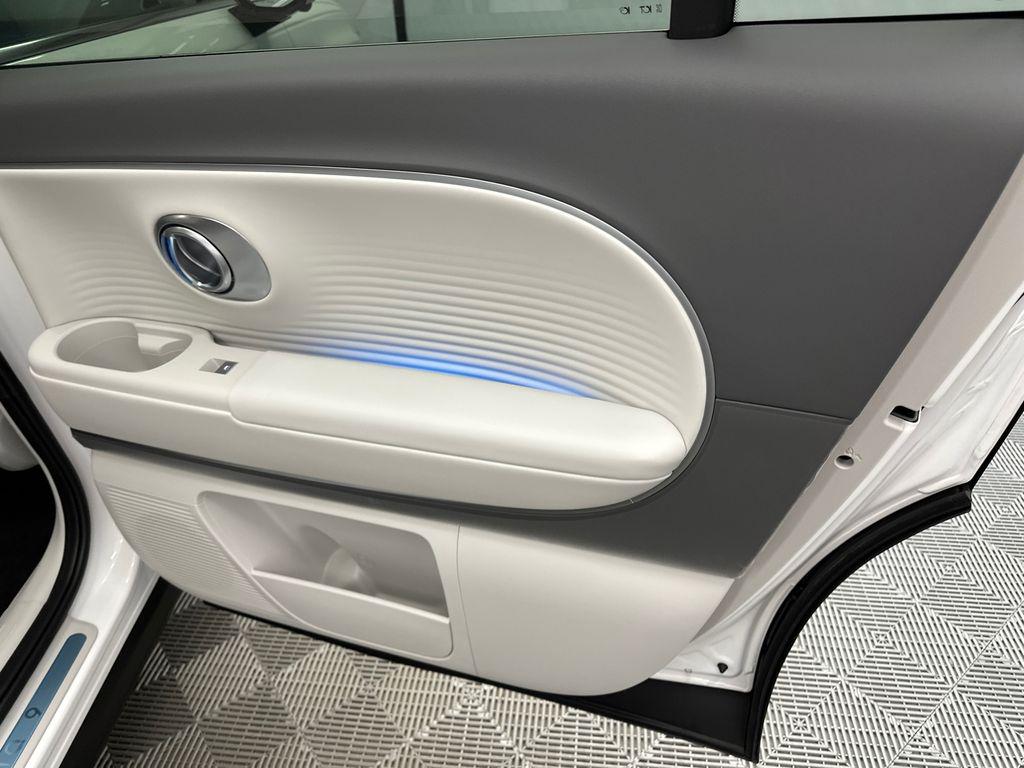 2026 Hyundai IONIQ 9 SEL - Photo 17