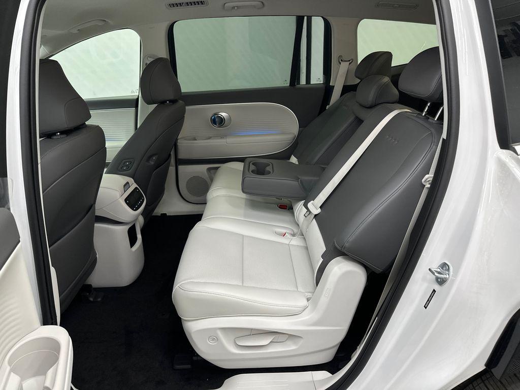 2026 Hyundai IONIQ 9 SEL - Photo 22