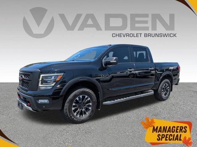 2021 Nissan TITAN Crew Cab PRO-4X 4x4