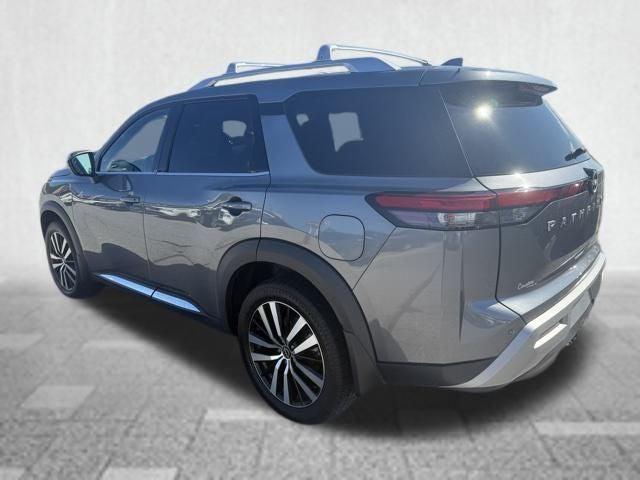 2023 Nissan Pathfinder Platinum 4WD
