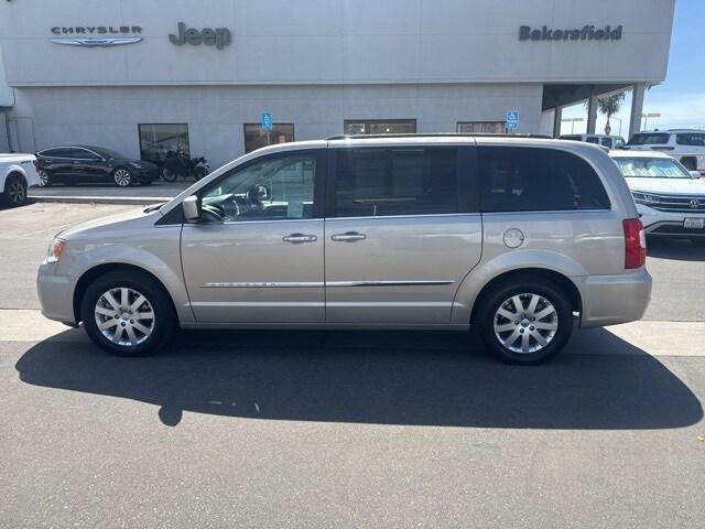2015 Chrysler Town and Country Touring