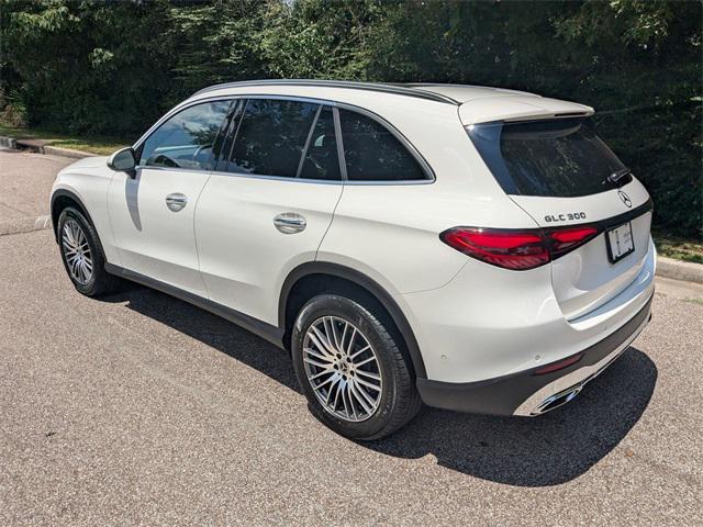 2025 Mercedes-Benz GLC 300 SUV