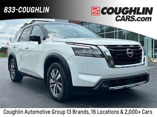 2022 Nissan Pathfinder SL 4WD 2022 Nissan Pathfinder SL 4WD