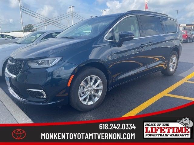 2022 Chrysler Pacifica Touring L AWD