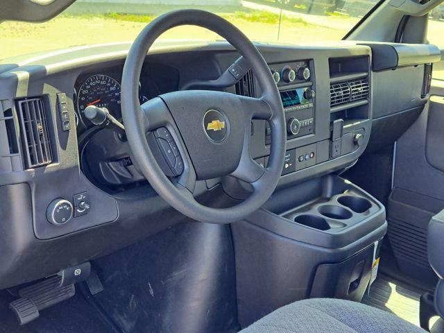 2025 Chevrolet Express Cutaway Work Van