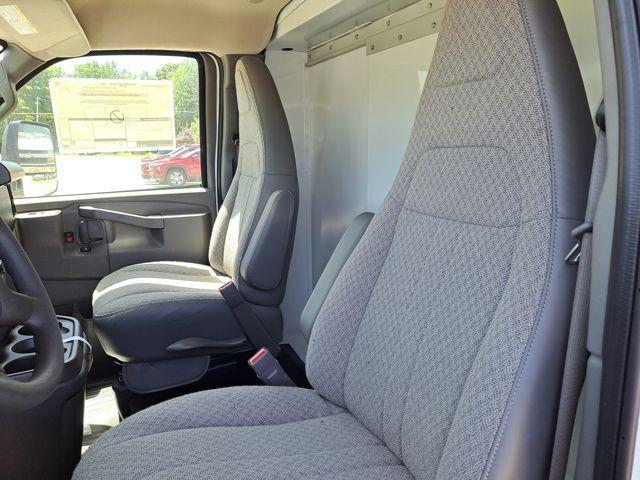 2025 Chevrolet Express Cutaway Work Van