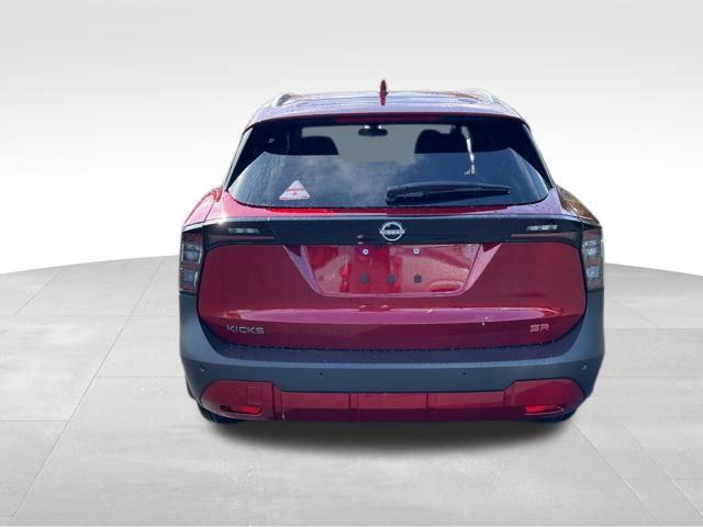 2025 Nissan Kicks SR FWD