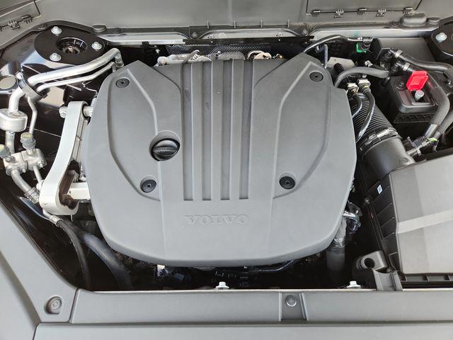 2026 Volvo XC90 Plus, B5 AWD Gas (mild hybrid), Gasoline, Bright, 7 Seats
