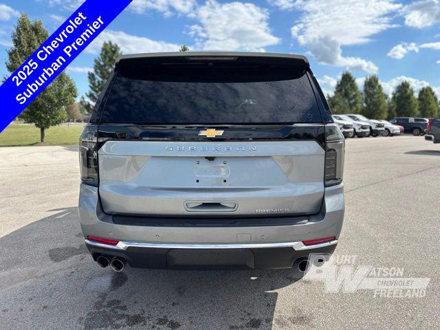 2025 Chevrolet Suburban 4WD Premier