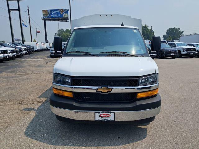 2025 Chevrolet Express Cutaway Work Van