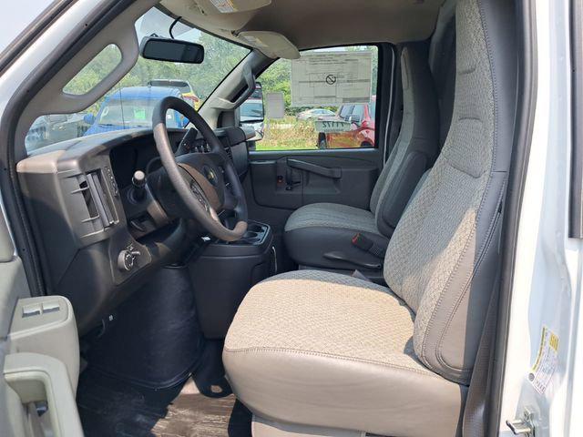 2025 Chevrolet Express Cutaway Work Van