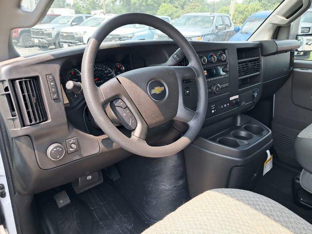 2025 Chevrolet Express Cutaway Work Van