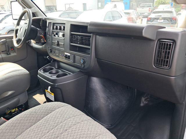 2025 Chevrolet Express Cutaway Work Van