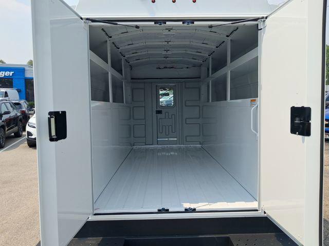 2025 Chevrolet Express Cutaway Work Van
