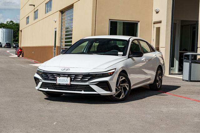 2025 Hyundai Elantra Hybrid SEL Sport