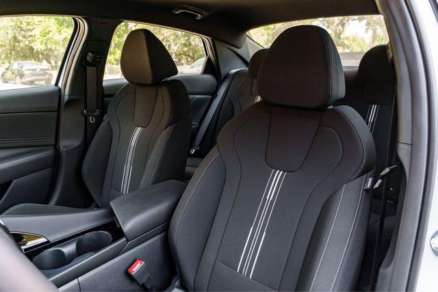 2025 Hyundai Elantra Hybrid SEL Sport
