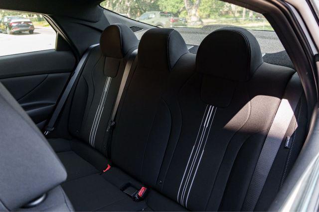 2025 Hyundai Elantra Hybrid SEL Sport