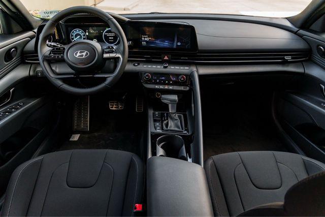 2025 Hyundai Elantra Hybrid SEL Sport