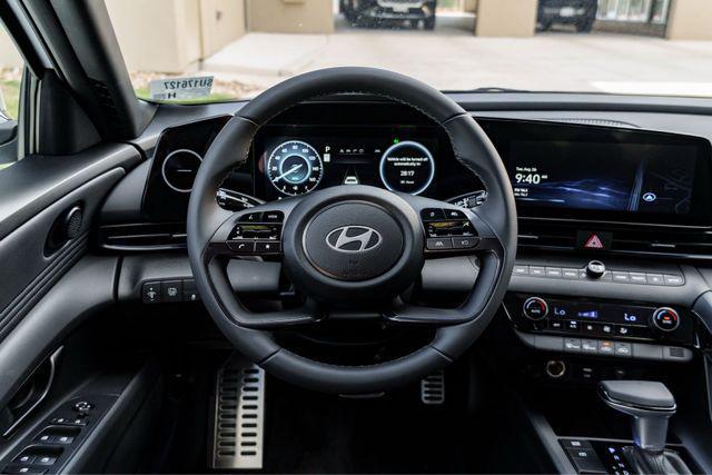 2025 Hyundai Elantra Hybrid SEL Sport