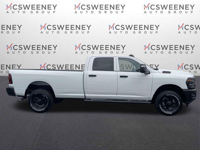 2026 RAM Ram 3500 RAM 3500 TRADESMAN CREW CAB 4X4 8 BOX