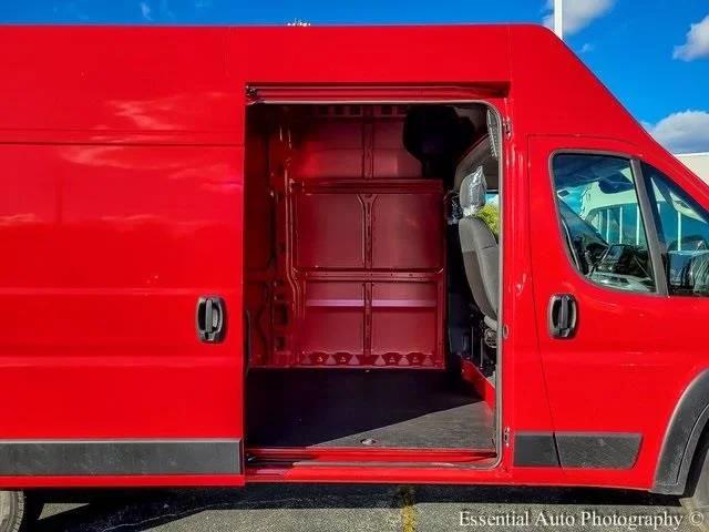 2026 Ram ProMaster Cargo Van Tradesman Super High Roof 159" WB EXT w/Pass Seat