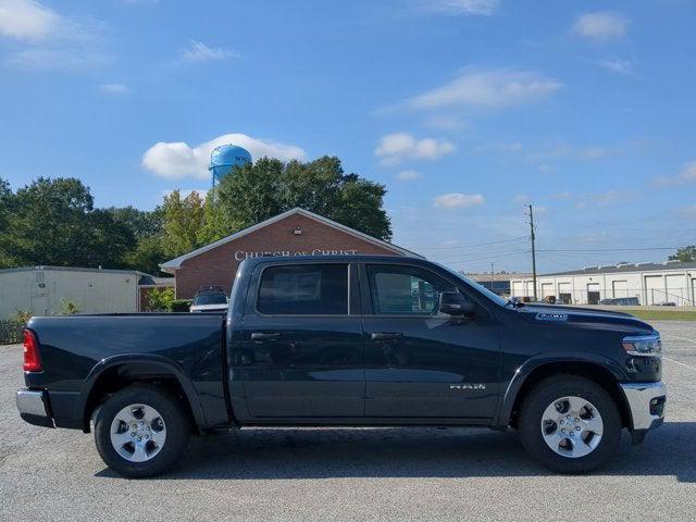 2025 RAM Ram 1500 RAM 1500 BIG HORN CREW CAB 4X2 57 BOX