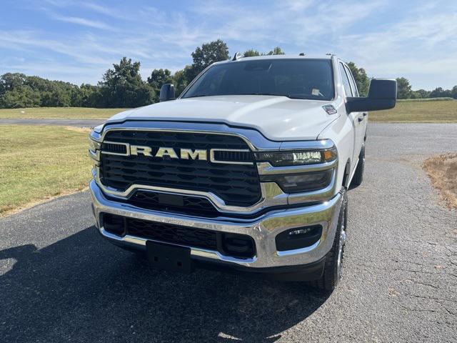 2026 RAM Ram 2500 RAM 2500 TRADESMAN CREW CAB 4X4 64 BOX