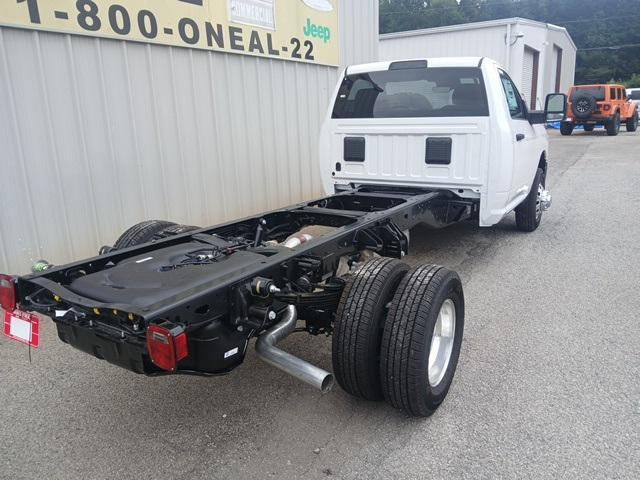 2026 RAM Ram 3500 Chassis Cab RAM 3500 TRADESMAN CHASSIS REGULAR CAB 4X4 84 CA 2026 RAM Ram 3500 Chassis Cab RAM 3500 TRADESMAN CHASSIS REGULAR CAB 4X4 84 CA