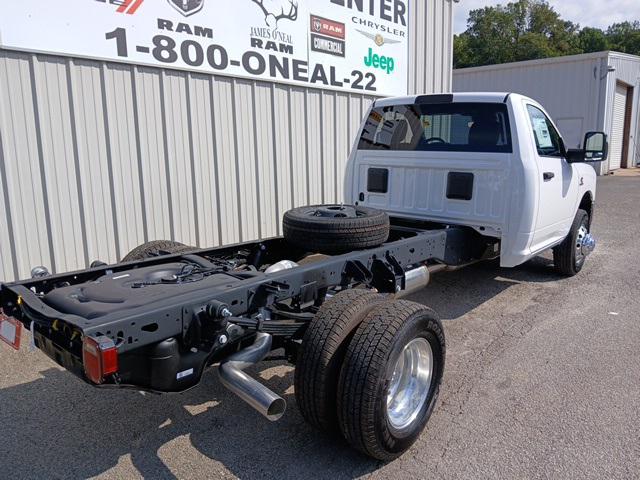 2026 RAM Ram 3500 Chassis Cab RAM 3500 TRADESMAN CHASSIS REGULAR CAB 4X4 84 CA 2026 RAM Ram 3500 Chassis Cab RAM 3500 TRADESMAN CHASSIS REGULAR CAB 4X4 84 CA