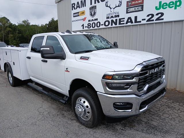 2026 RAM Ram 3500 Chassis Cab RAM 3500 TRADESMAN CREW CAB CHASSIS 4X4 60 CA 2026 RAM Ram 3500 Chassis Cab RAM 3500 TRADESMAN CREW CAB CHASSIS 4X4 60 CA