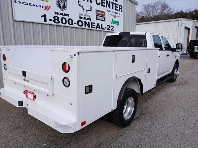 2026 RAM Ram 3500 Chassis Cab RAM 3500 TRADESMAN CREW CAB CHASSIS 4X4 60 CA 2026 RAM Ram 3500 Chassis Cab RAM 3500 TRADESMAN CREW CAB CHASSIS 4X4 60 CA
