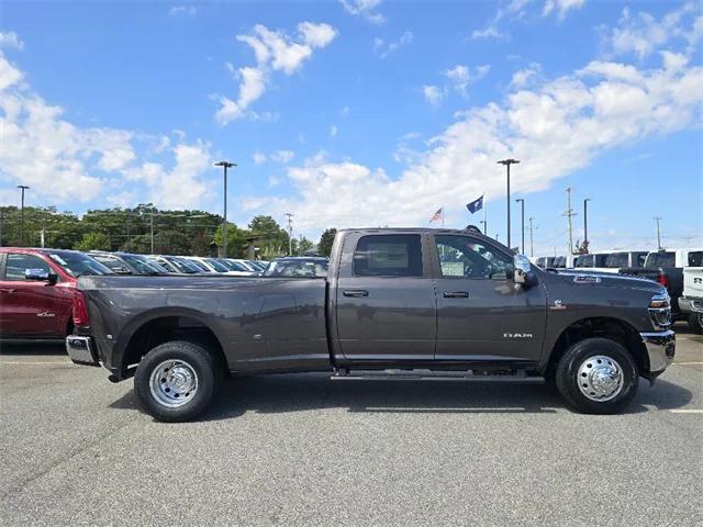 2026 RAM Ram 3500 RAM 3500 LARAMIE CREW CAB 4X4 8 BOX
