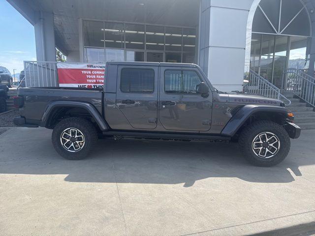 2025 Jeep Gladiator GLADIATOR RUBICON X 4X4
